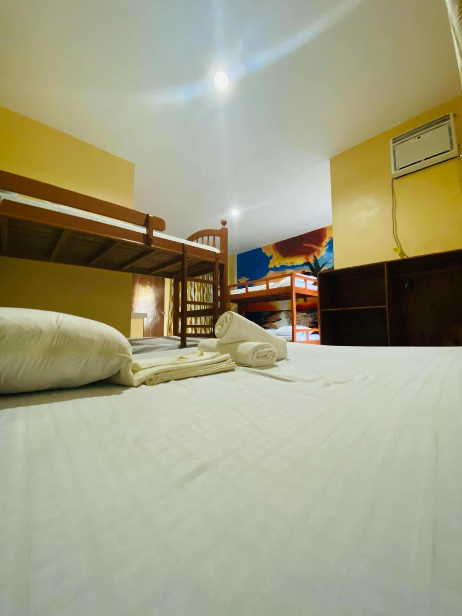 Allen Marie Shiphaus Santa Fe  Bilik gambar